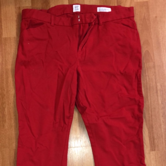 GAP - Picture 2 of 3